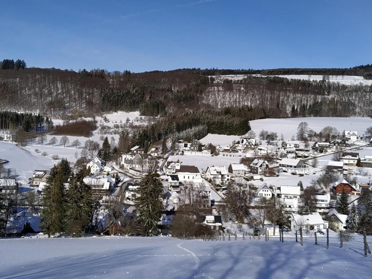 Bed And Breakfast Am Knittenberg Winterberg Exterior photo