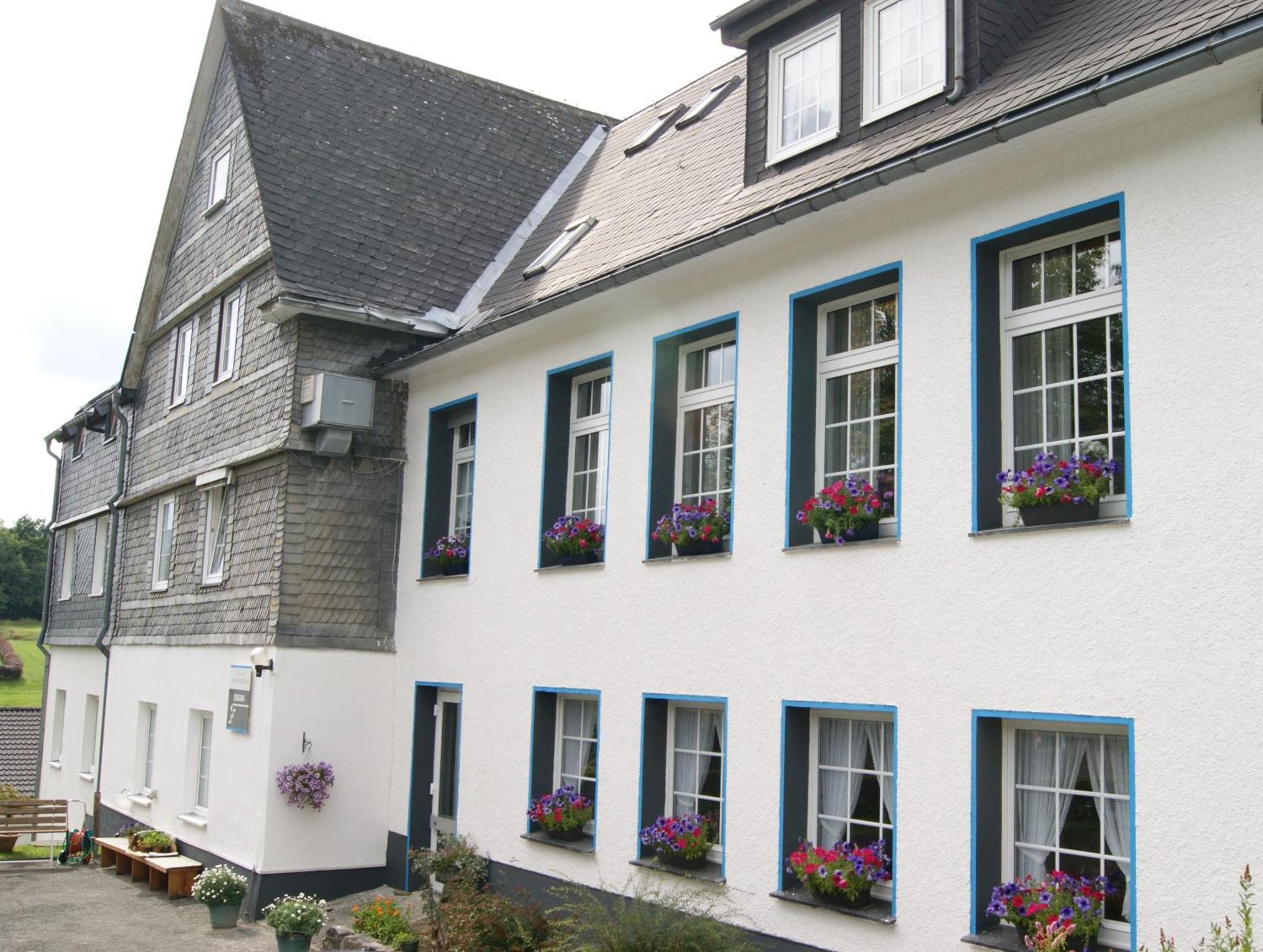Bed And Breakfast Am Knittenberg Winterberg Exterior photo